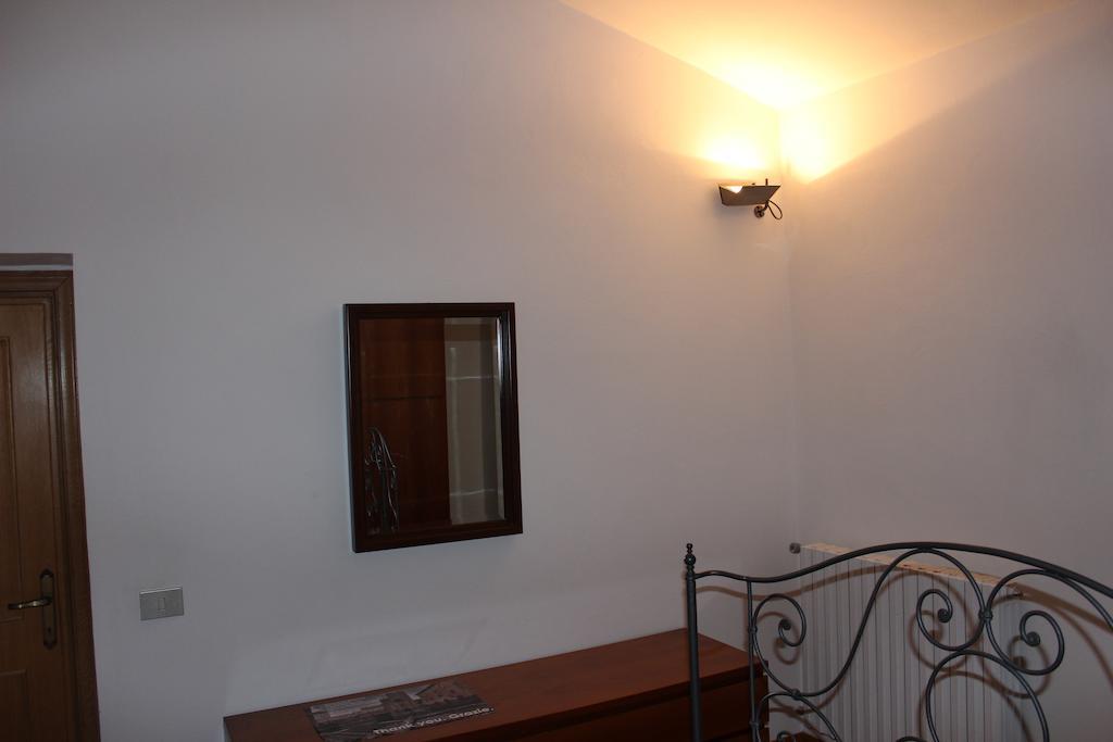 Il Vecchio Cipresso Apartment San Gimignano Room photo